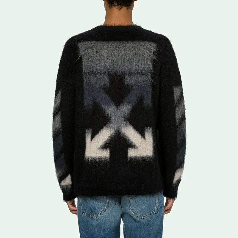 ♻️💯Reference model picture for the upper body❤️New top tested version OFFWHITE (OW) Gradient Mohair Striped Arrow Sweater Hoodie Gradient Rendering Arrow Couple Sweater Mohair sweater ow family will release every year🛒 The same style and ever-changing colors, really no girl does not love it, it is super suitable for wearing under a down jacket in winter, and will not be bloated! If the lower body is missing, their favorite os version🙋🏻‍♀️ intuitively adds natural softness and fairy beauty effect, which is the best choice! The upper body is lightweight and does not weigh down the body while keeping warm. The sleeves and the gradient arrow parts on the back are repeatedly patterned until the gradient level is satisfied before large-scale products are released. The craftsmanship is extremely demanding. Each sweater is woolen at least ten times to give it a plush, thick feel and good fluffiness! ✅ Fabric composition: 50% mohair 32 spandex 18% wool, three-level anti-pilling Color: black and white gradient Sizes Mohair is lighter and softer, so be careful not to machine wash it, not machine washable! ! emphasize! !  ⚠️Hand wash with warm water and cold water P:440